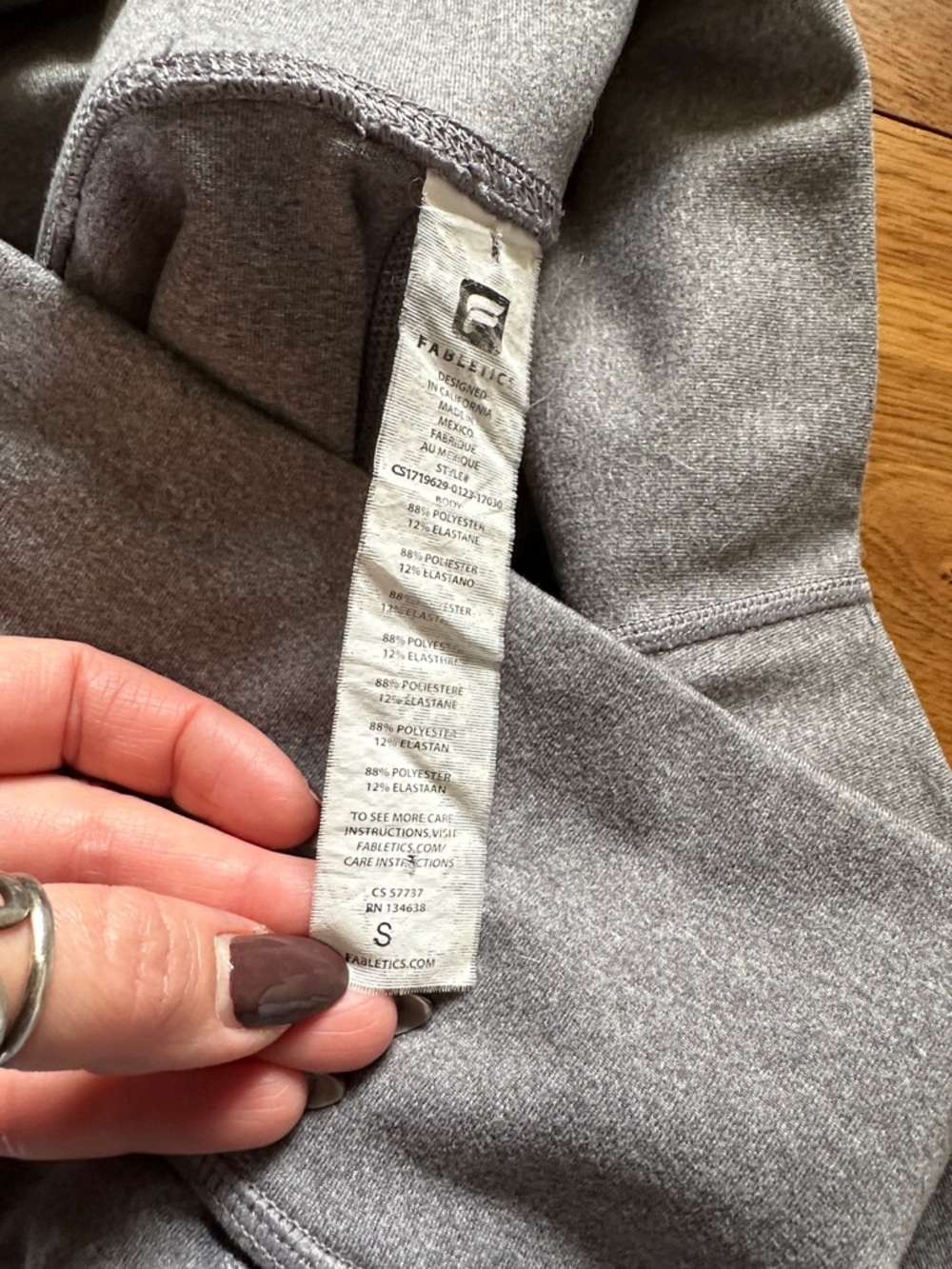Fabletics leggings - Picture 2 of 2